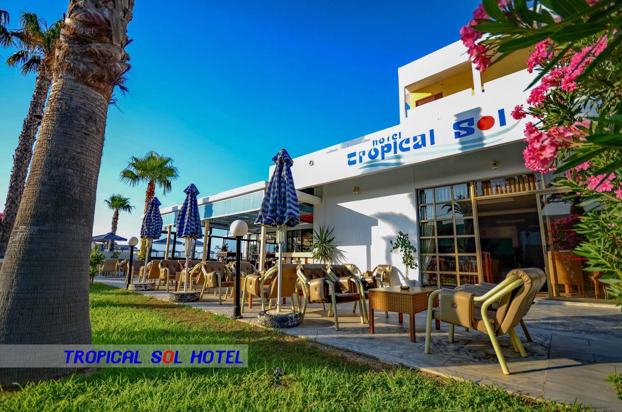 ホテル Tropical Sol Tigaki エクステリア 写真
